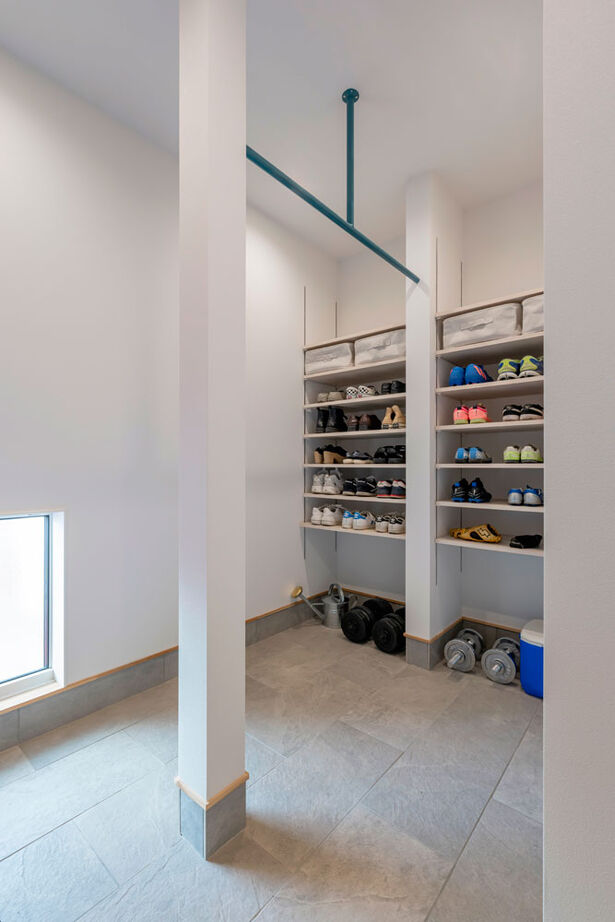 グランハウス 一級建築士事務所 【2000万円台/平屋/4LDK/間取り図】青の壁をすっと差した、北欧ナチュラルな平屋。まどろみのヌックも最高の建築実例画像7