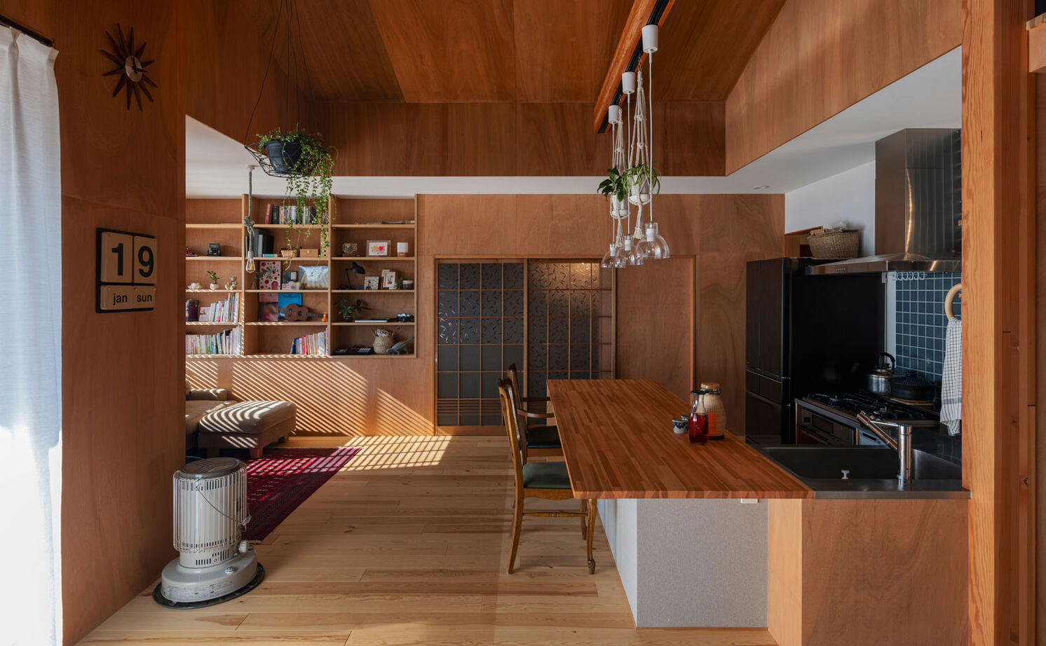 グランハウス 一級建築士事務所 【2000万円台/平屋/30坪台/間取り図】思い出をつなぐ平屋。２つのリビングやコの字キッチンで居心地抜群の建築実例画像6