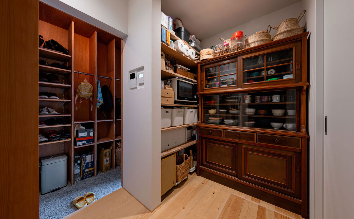 グランハウス 一級建築士事務所 【2000万円台/平屋/30坪台/間取り図】思い出をつなぐ平屋。２つのリビングやコの字キッチンで居心地抜群の建築実例画像10