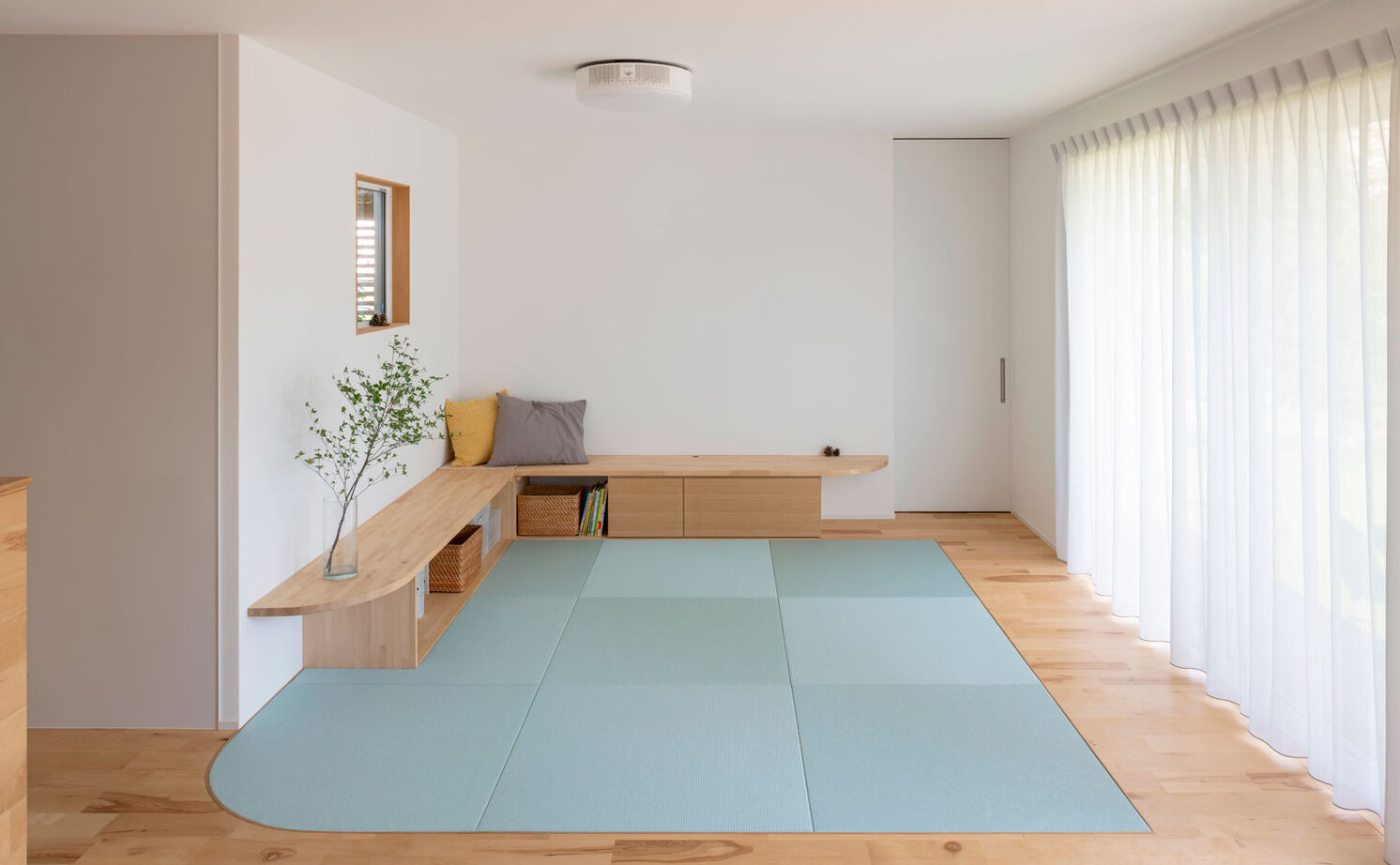 グランハウス 一級建築士事務所 【2000万円台/平屋/20坪台/間取り図】畳リビングのあるコの字の平屋。2つの庭で、室内に開放感＆季節感を！の建築実例画像2