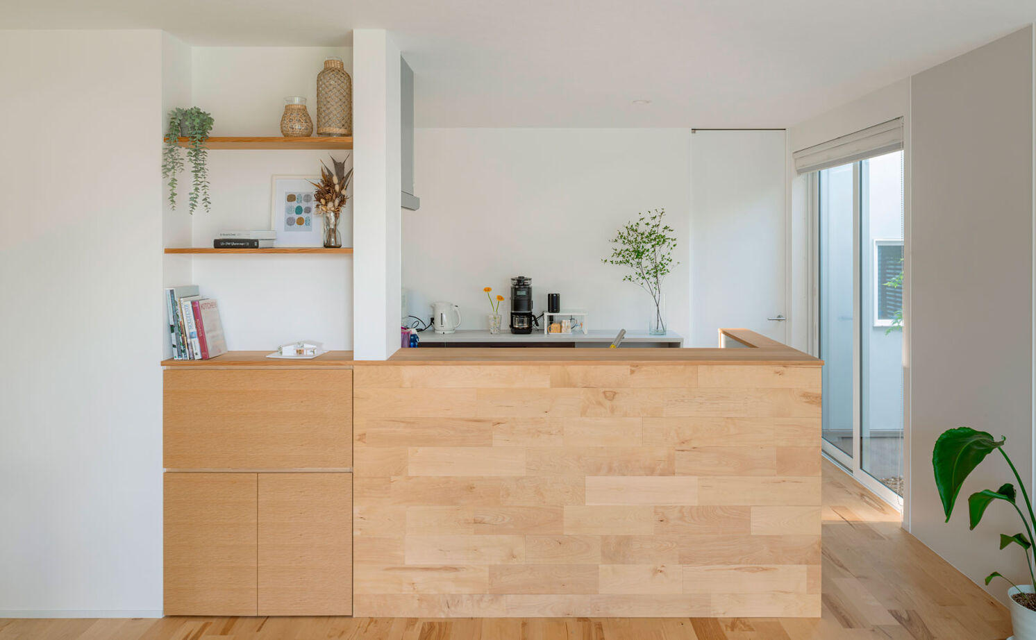 グランハウス 一級建築士事務所 【2000万円台/平屋/20坪台/間取り図】畳リビングのあるコの字の平屋。2つの庭で、室内に開放感＆季節感を！の建築実例画像5