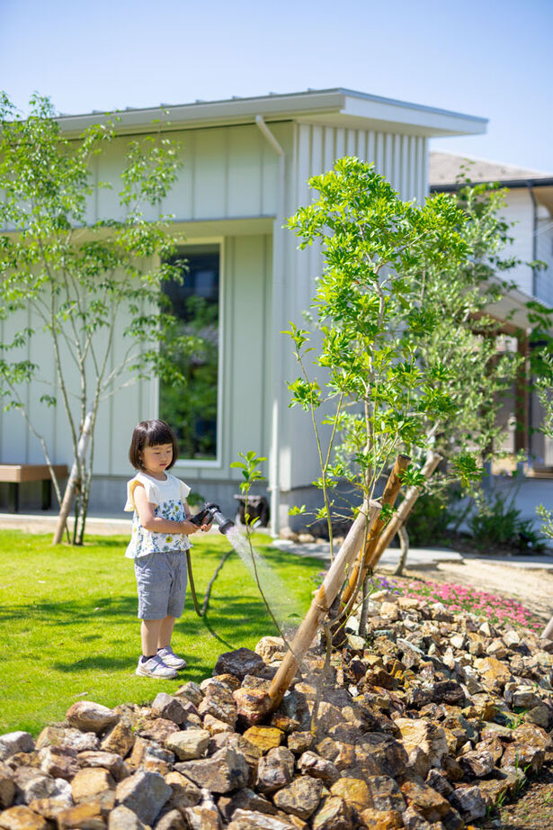 グランハウス 一級建築士事務所 【2000万円台/平屋/20坪台/間取り図】畳リビングのあるコの字の平屋。2つの庭で、室内に開放感＆季節感を！の建築実例画像11