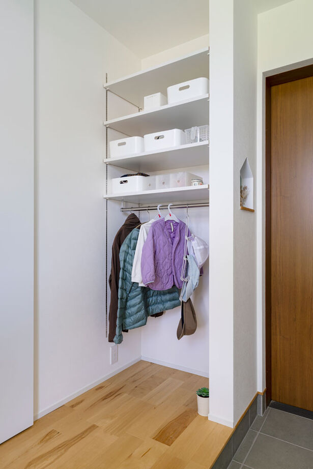 グランハウス 一級建築士事務所 【2000万円台/平屋/20坪台/間取り図】畳リビングのあるコの字の平屋。2つの庭で、室内に開放感＆季節感を！の建築実例画像12