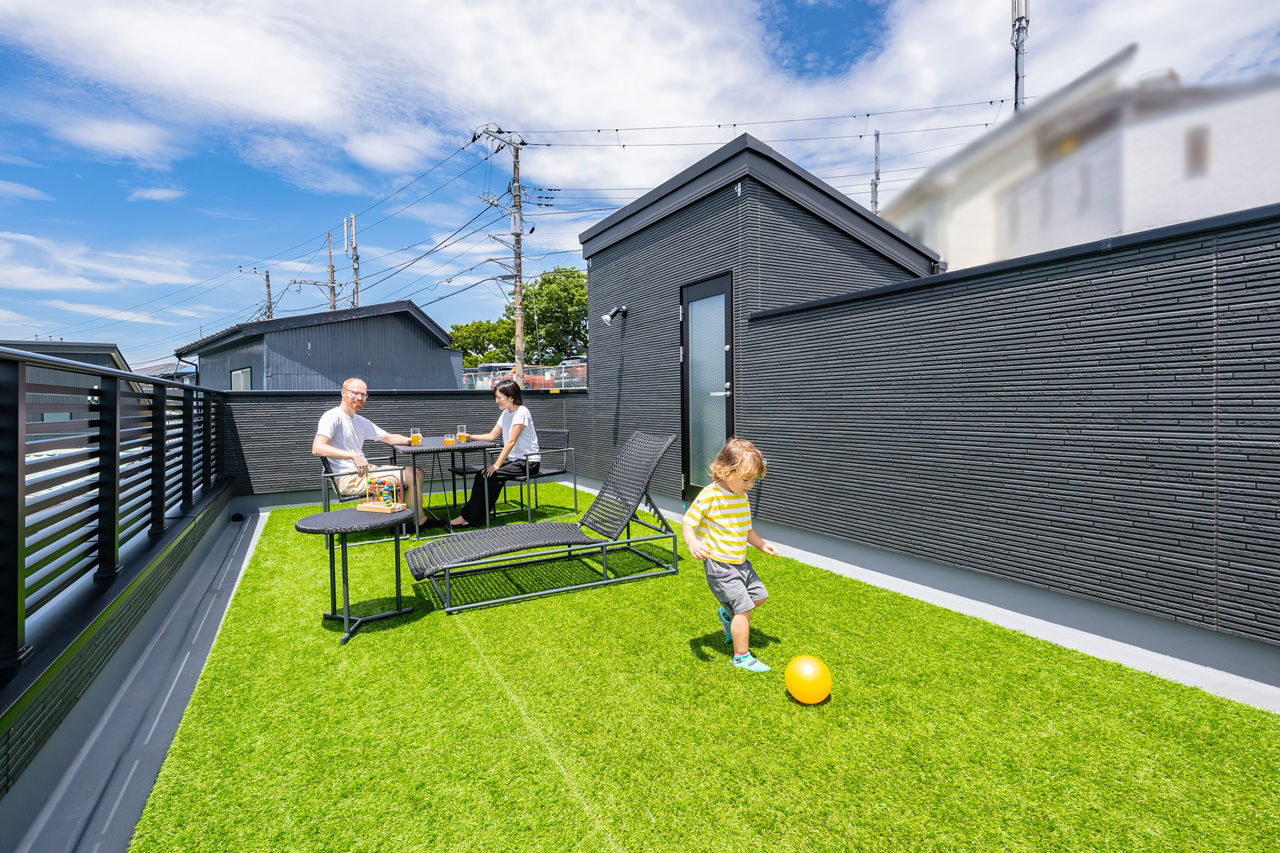 MD studio. 建築士とつくる家 【2階リビング/間取り図/変形地】高台の眺望を活かす窓とルーフバルコニーで、富士山と趣味を楽しむ暮らしの建築実例画像7