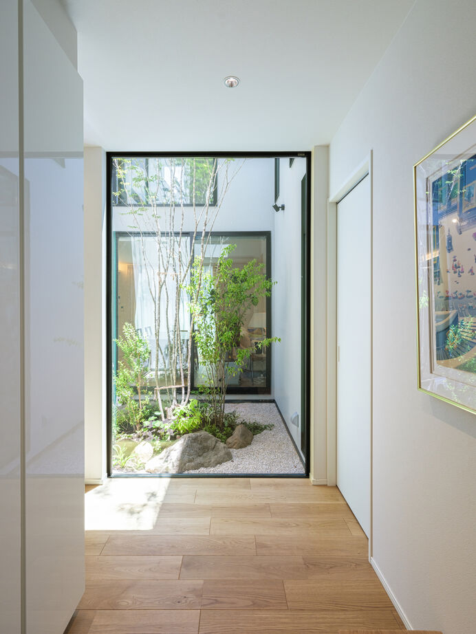 MD studio. 建築士とつくる家 【二世帯住宅/中庭/回遊動線】日常に光と緑がやさしく満ちる住まいの建築実例画像13