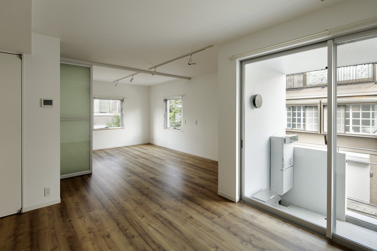 フルキスペースデザイン 【賃貸併用住宅/二世帯】上質で洗練された外観と、中庭とつながる広々とした大空間が魅力の住まいの建築実例画像7