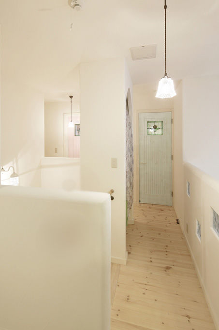  デザインハウス・エフ 【間取り有/1000万円台】《カバードポーチ/吹き抜けのある住まい》南欧テイストのかわいいお家の建築実例画像8