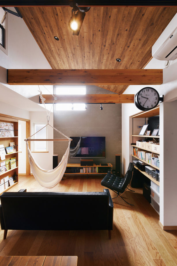  デザインハウス・エフ 【間取り有】インダストリアル感がかっこいい！ブルックリンカフェ風リビングには吹き抜けとロフトも！の建築実例画像6