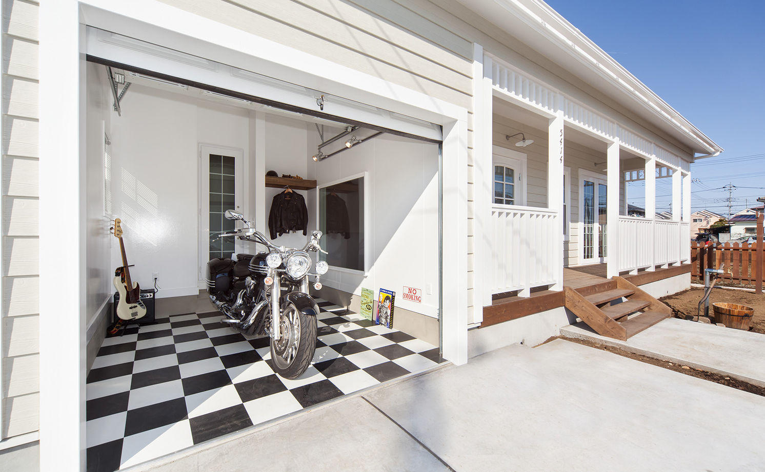  デザインハウス・エフ 【1500万円/30坪台/間取り図】家族を身近に感じる平屋。ビルトインガレージ付きアメリカン・フラットハウスの建築実例画像3