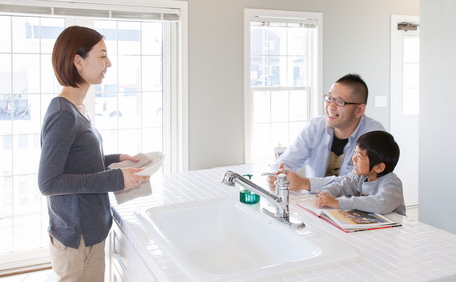  デザインハウス・エフ 【1500万円/30坪台/間取り図】家族を身近に感じる平屋。ビルトインガレージ付きアメリカン・フラットハウスの建築実例画像7