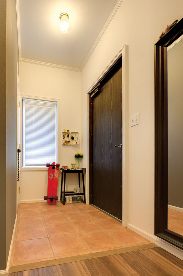  デザインハウス・エフ 【1500～1999万円・間取りあり】アメリカ映画のワンシーンみたい！風が気持ちいいカバードポーチのある家の建築実例画像5