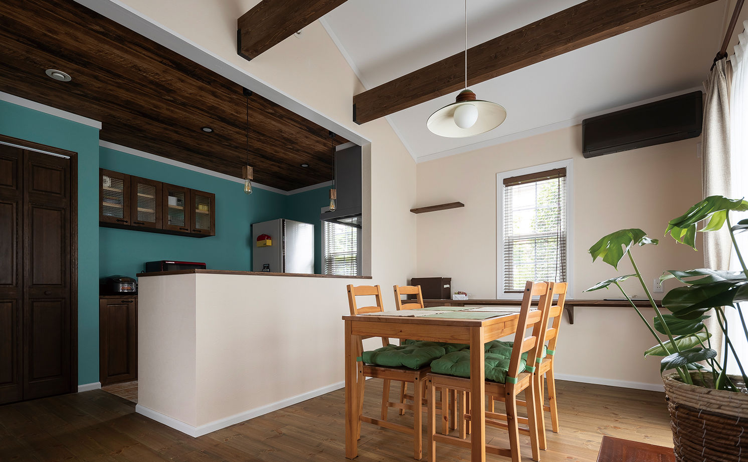  デザインハウス・エフ 【間取り有/1000万円台/平屋の家】コンパクトで開放的なオールドハワイアンスタイルのフラットハウスの建築実例画像6