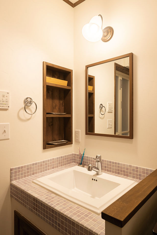  デザインハウス・エフ 【間取り有/1000万円台/平屋の家】コンパクトで開放的なオールドハワイアンスタイルのフラットハウスの建築実例画像13