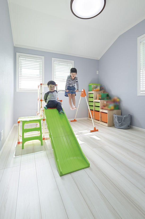  デザインハウス・エフ 【1500万～1999万円・間取りあり】無垢床にこだわり憧れを詰め込んだ、シンプルなアメリカンハウスを実現の建築実例画像6