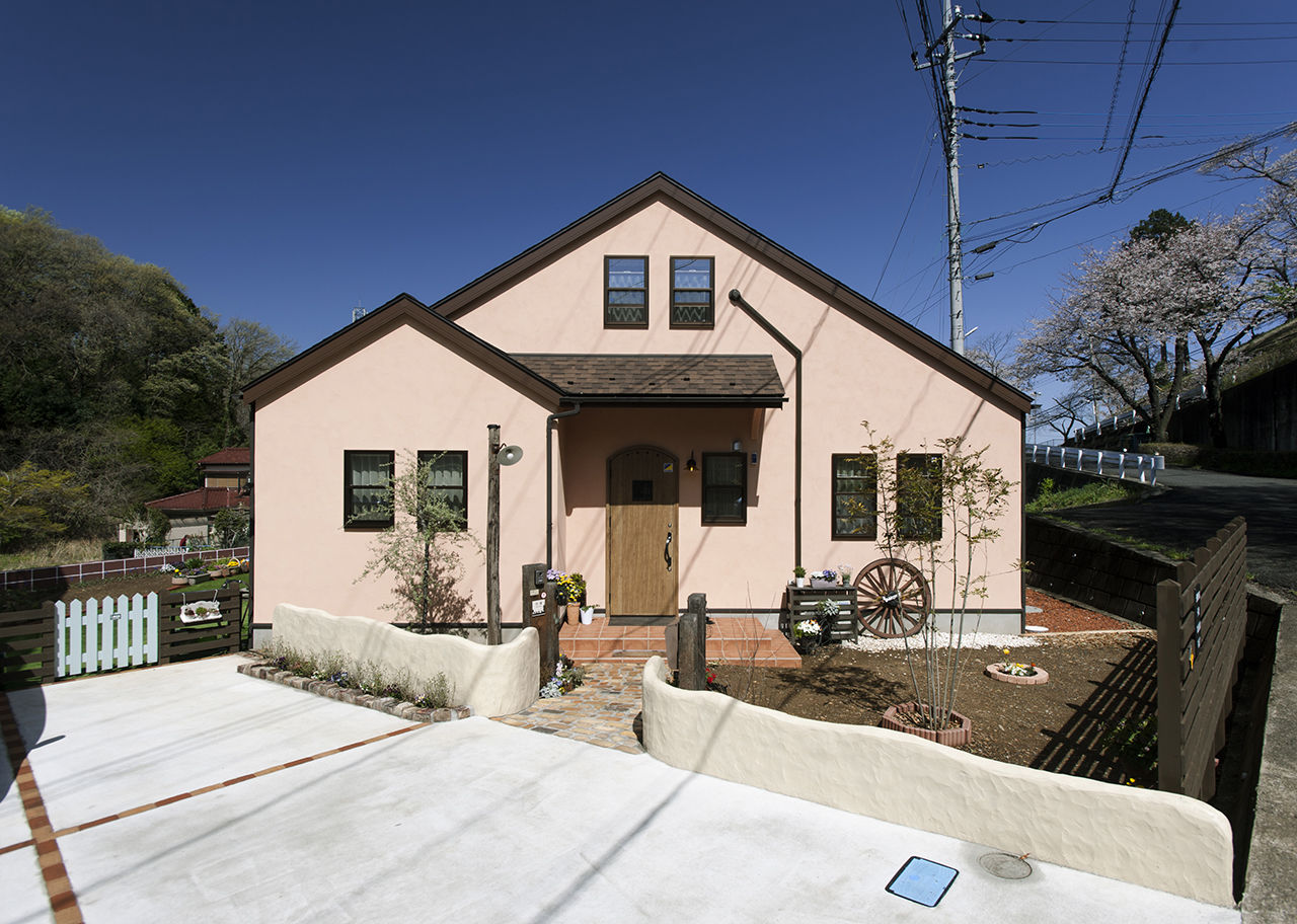  デザインハウス・エフ 【1000万円台/20坪台/間取り図/平屋風】アンティーク家具が映える、可愛らしいプロヴァンス風の住まいの建築実例画像1