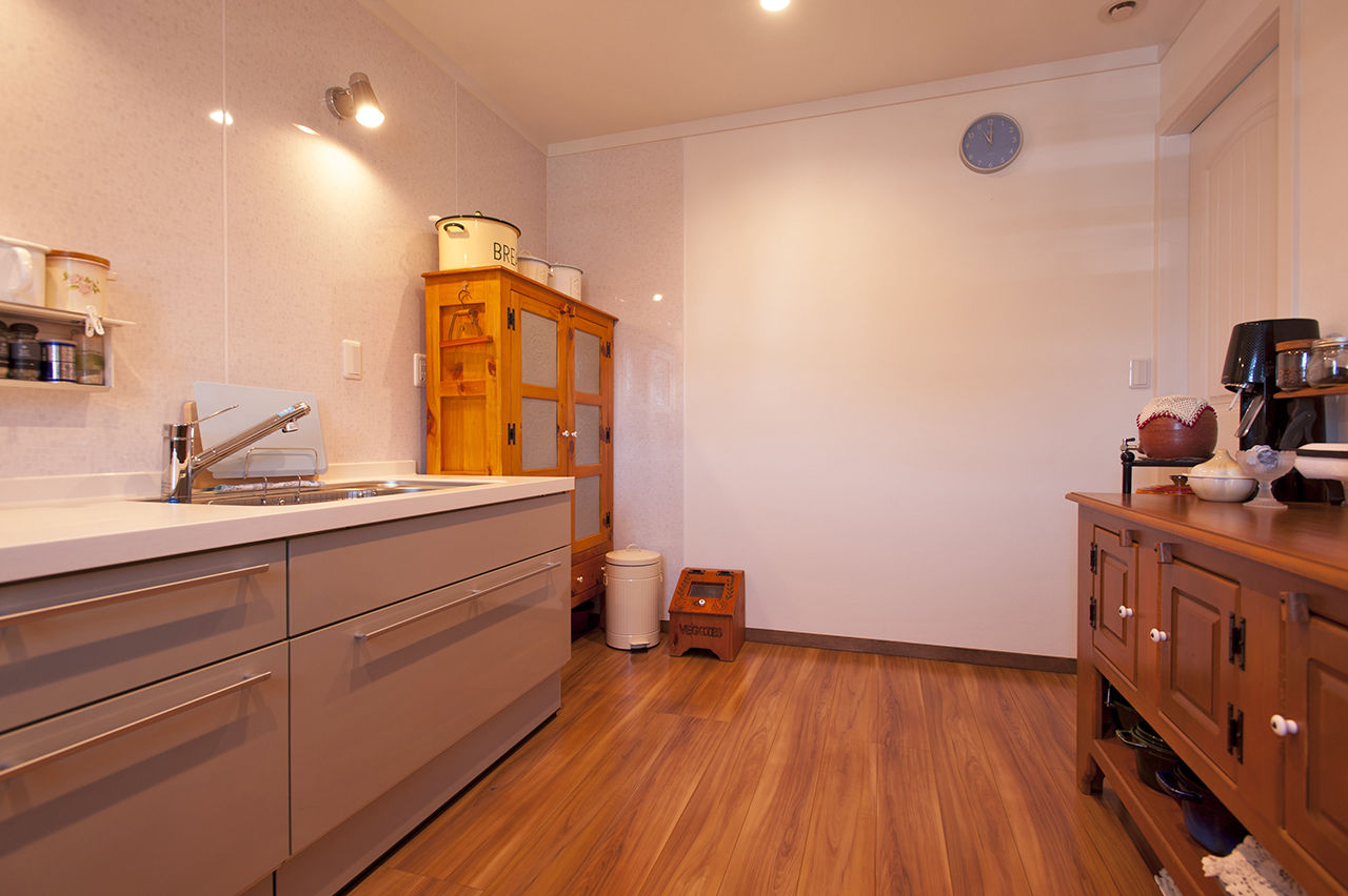  デザインハウス・エフ 【1000万円台/20坪台/間取り図/平屋風】アンティーク家具が映える、可愛らしいプロヴァンス風の住まいの建築実例画像4