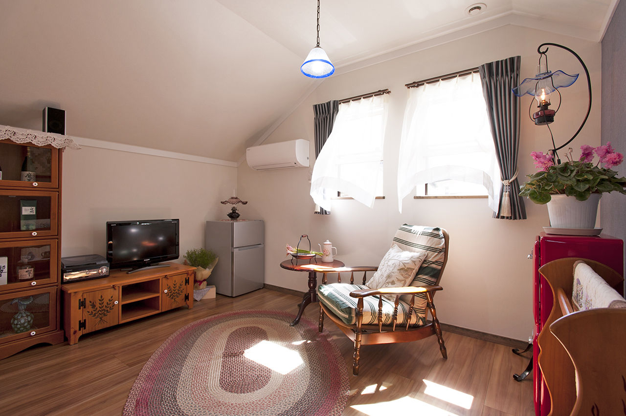  デザインハウス・エフ 【1000万円台/20坪台/間取り図/平屋風】アンティーク家具が映える、可愛らしいプロヴァンス風の住まいの建築実例画像5