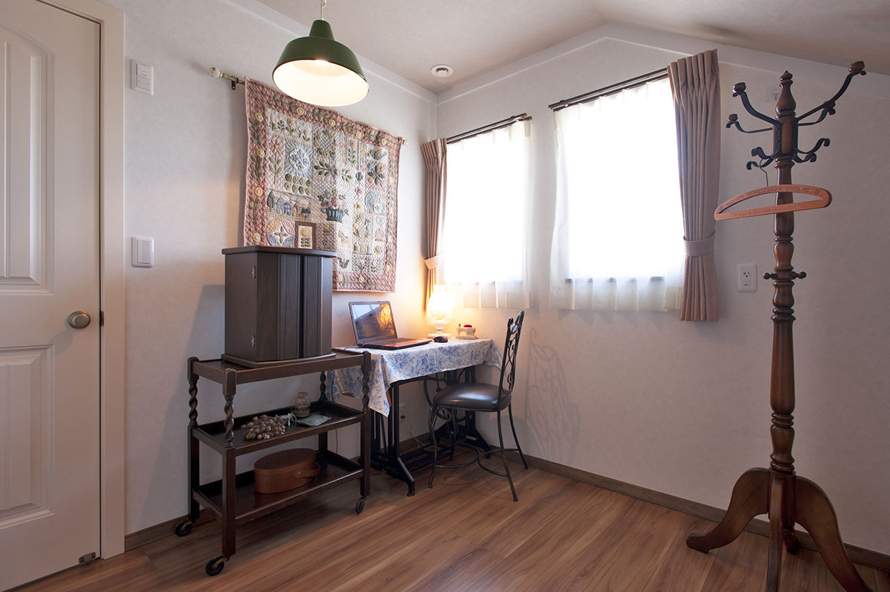  デザインハウス・エフ 【1000万円台/20坪台/間取り図/平屋風】アンティーク家具が映える、可愛らしいプロヴァンス風の住まいの建築実例画像6