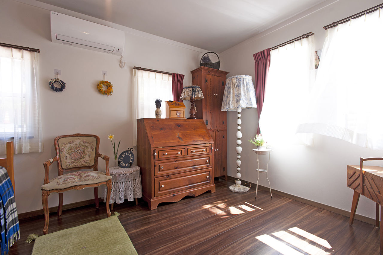  デザインハウス・エフ 【1000万円台/20坪台/間取り図/平屋風】アンティーク家具が映える、可愛らしいプロヴァンス風の住まいの建築実例画像7