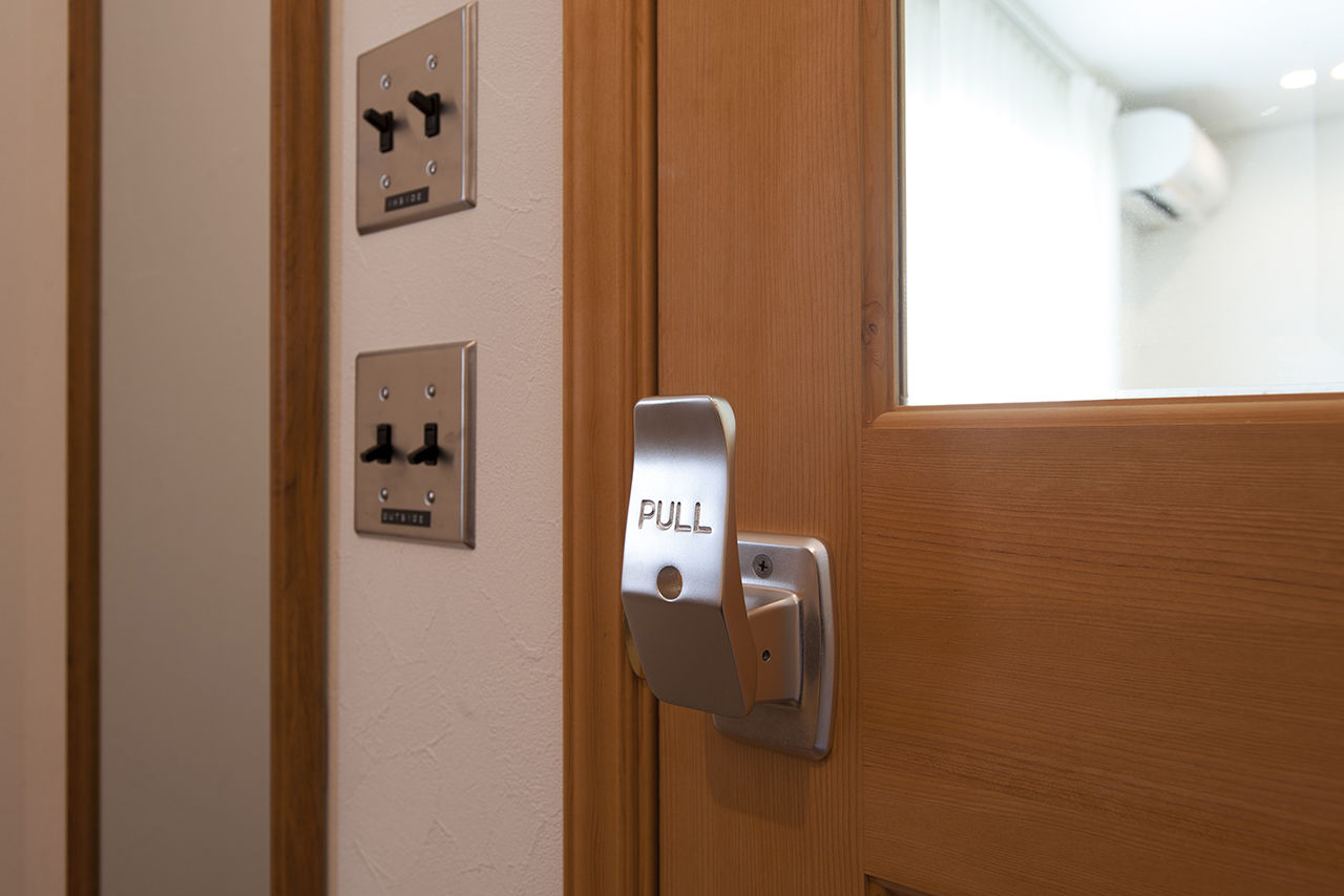  デザインハウス・エフ 【1500万～1999万円・間取りあり】淡いグリーンのラップサイディングが映えるアメリカンハウスの建築実例画像10