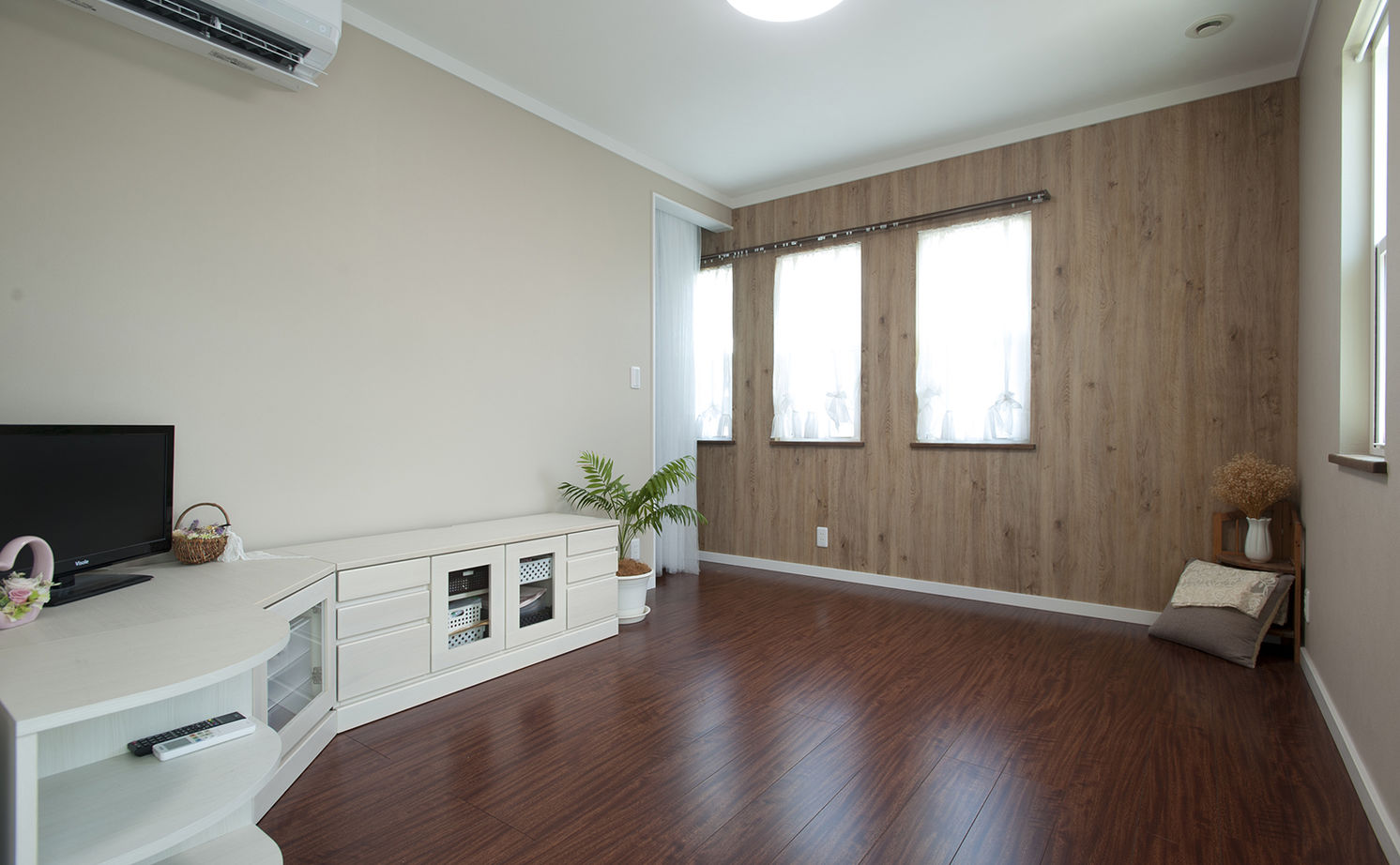  デザインハウス・エフ 【1000万円台/30坪台/間取り図/書斎/吹き抜け】「大好き」が沢山詰まった、おしゃれ可愛い北欧スタイルの家の建築実例画像13