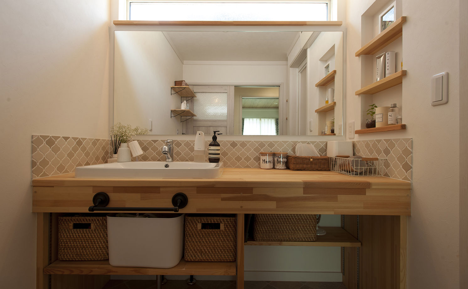  デザインハウス・エフ 【1000万円台/30坪台/間取り図/書斎/吹き抜け】「大好き」が沢山詰まった、おしゃれ可愛い北欧スタイルの家の建築実例画像15