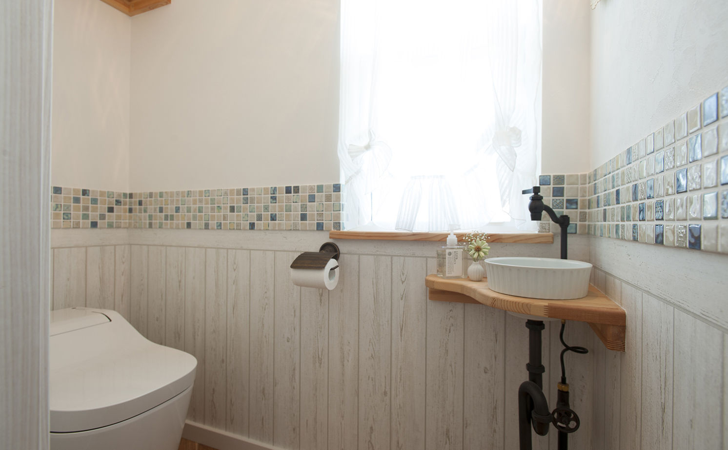  デザインハウス・エフ 【1000万円台/30坪台/間取り図/書斎/吹き抜け】「大好き」が沢山詰まった、おしゃれ可愛い北欧スタイルの家の建築実例画像18