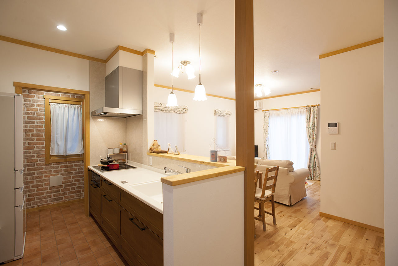  デザインハウス・エフ 【1500万～1999万円・間取りあり】三角屋根がお洒落な北欧スタイルの外観と、開放的なLDKを実現の建築実例画像3