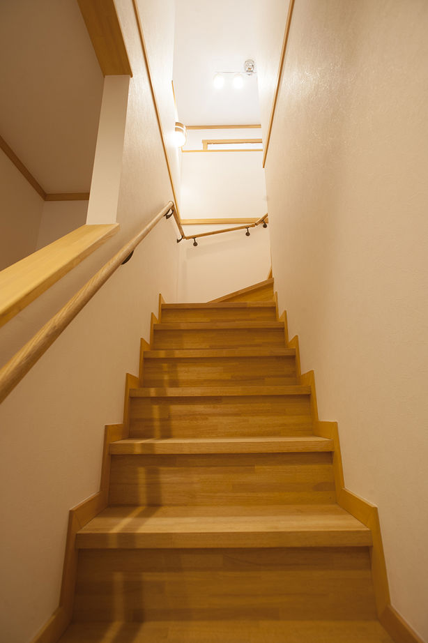  デザインハウス・エフ 【1500万～1999万円・間取りあり】三角屋根がお洒落な北欧スタイルの外観と、開放的なLDKを実現の建築実例画像6