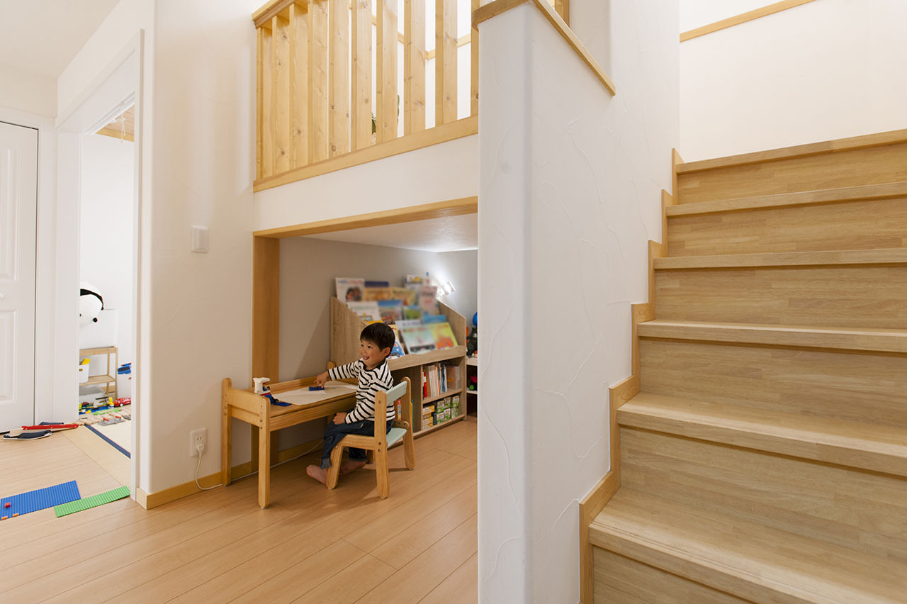  デザインハウス・エフ 【1000万円台/38坪/間取り図】変化に富んだ空間が魅力。本場のデザインを表現したプロヴァンスのお家の建築実例画像5