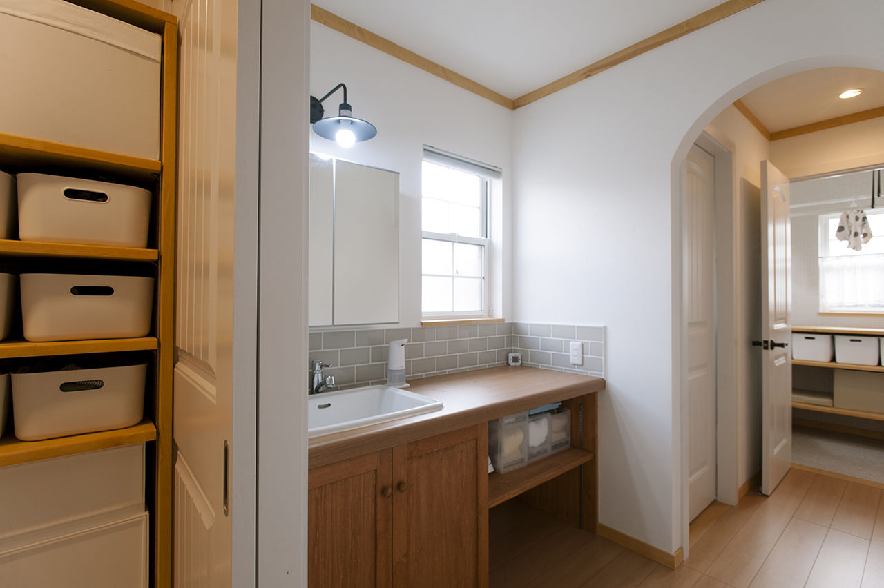  デザインハウス・エフ 【1000万円台/38坪/間取り図】変化に富んだ空間が魅力。本場のデザインを表現したプロヴァンスのお家の建築実例画像8