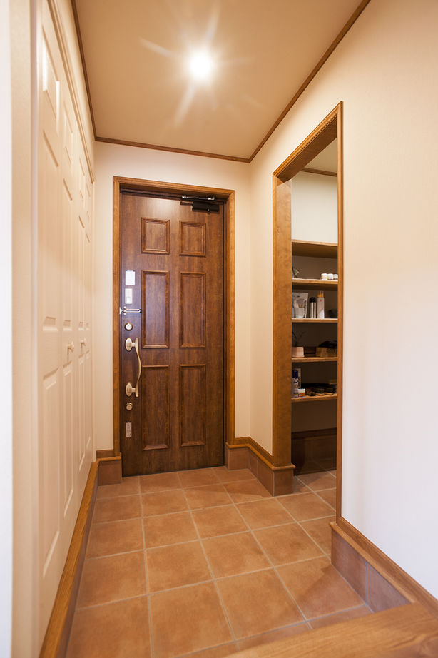  デザインハウス・エフ 【1000万円台/20坪台/吹き抜け/間取り図】先進の設備を備えた、お洒落なアーリーアメリカンスタイルの平屋の建築実例画像9