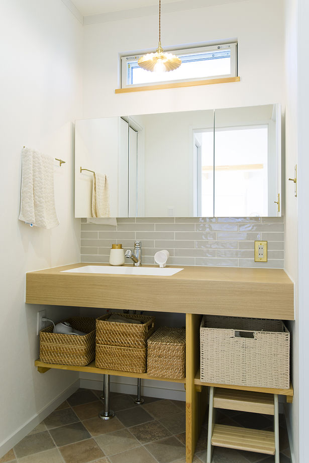  デザインハウス・エフ 【2000万円台/42坪台/吹き抜け/無垢材】可愛らしい造作と開放的な空間を叶えたプロヴァンススタイルの建築実例画像8