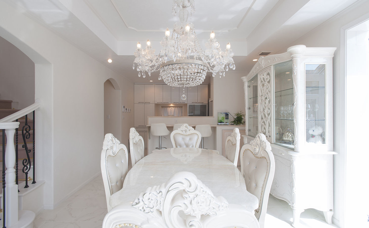 古川工務店 【5500万～5999万円・間取りあり】サーキュラー階段にコンサバトリー。エレガントな本格派輸入住宅を実現の建築実例画像11