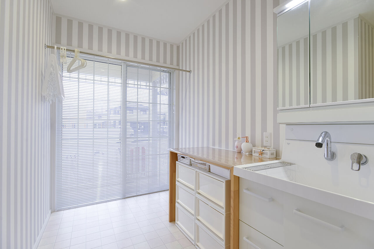 古川工務店 【2000万円台/40坪台/無垢材/スキップフロア】数々のこだわりを叶えた、鮮やかなアーリーアメリカンハウスの建築実例画像6