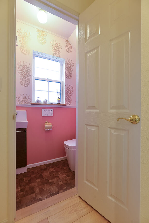 古川工務店 【2000万円台/40坪台/無垢材/スキップフロア】数々のこだわりを叶えた、鮮やかなアーリーアメリカンハウスの建築実例画像8