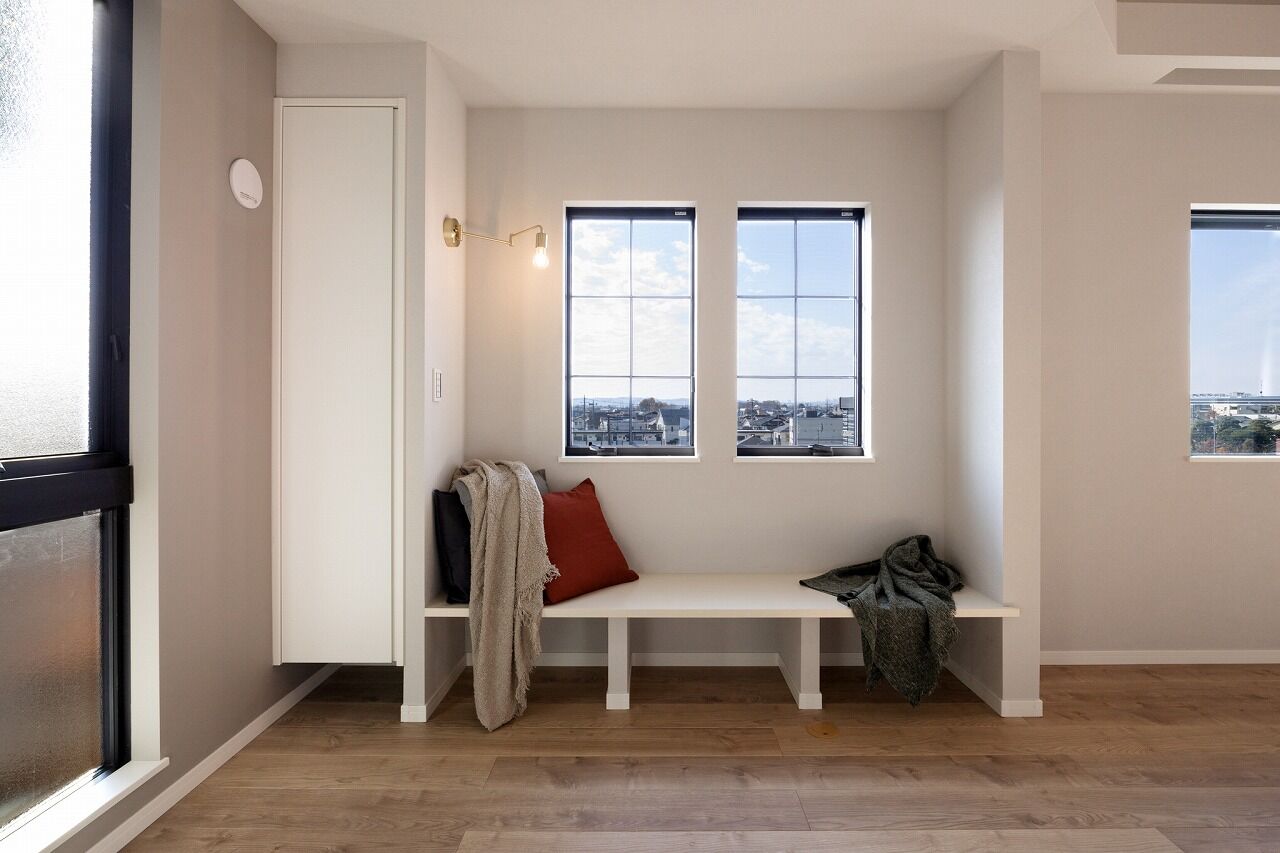 アゼリアホーム｜賃貸併用・設計・管理 【三鷹市/変形地】インナーバルコニーで富士山を眺めながらリラックスできる住まいの建築実例画像3