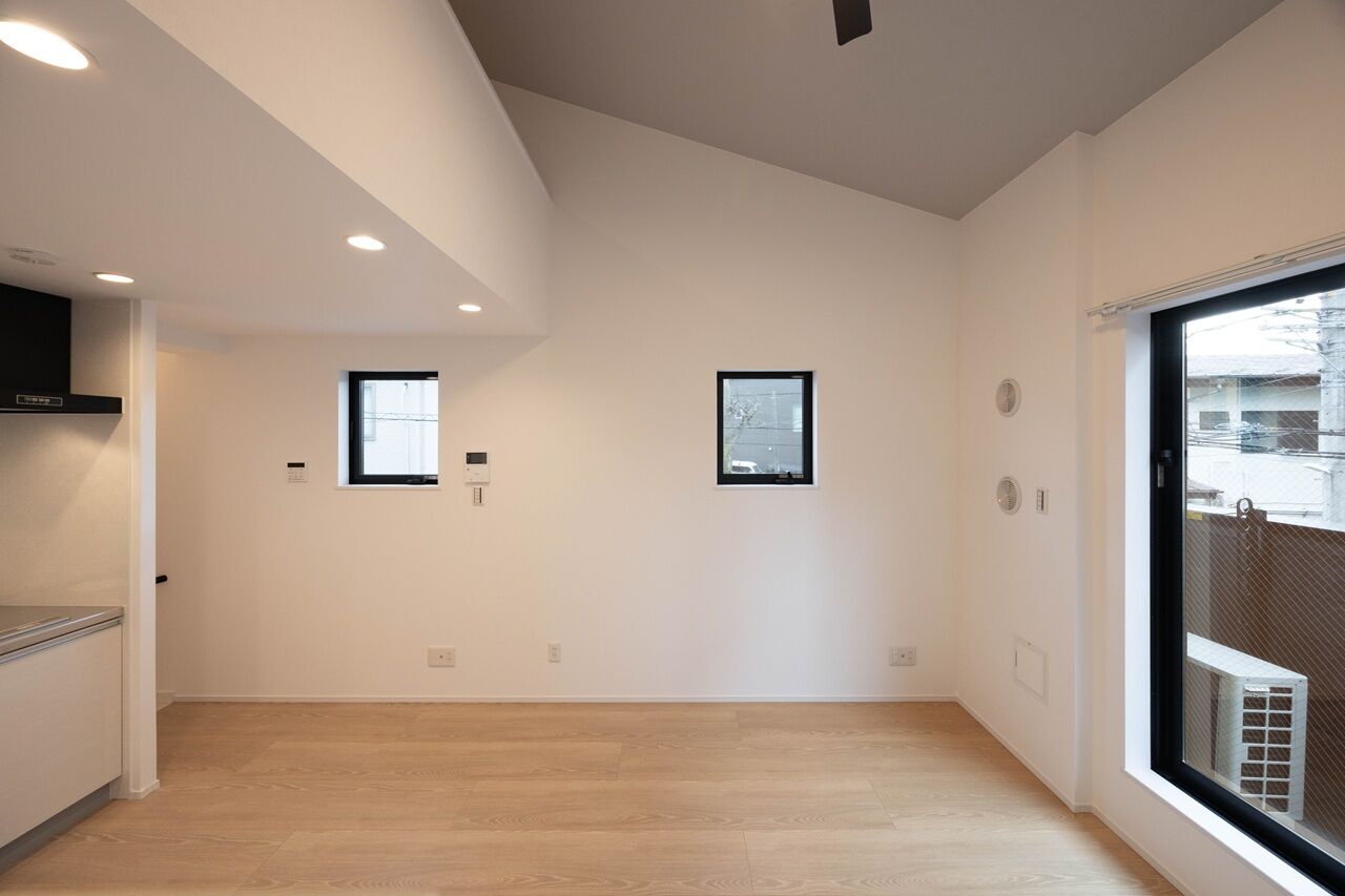 アゼリアホーム｜賃貸併用・設計・管理 【川崎市/賃貸併用住宅】大きな土間で愛車をメンテナンスできるバイクガレージハウスの建築実例画像7