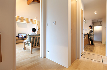 悠悠ホーム 【2500万円～3000万円で建てた家】秘密基地を作った、平屋に見える二階建て住宅の建築実例画像7