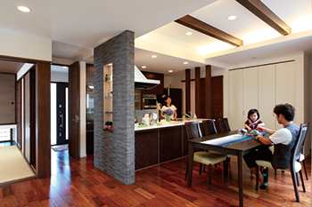 悠悠ホーム 【3500万円～4000万円で建てた家】ビルトインガレージでアウトドア気分 「格好良さ」と「癒し」の家の建築実例画像4