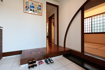 悠悠ホーム 【3500万円～4000万円で建てた家】ビルトインガレージでアウトドア気分 「格好良さ」と「癒し」の家の建築実例画像7