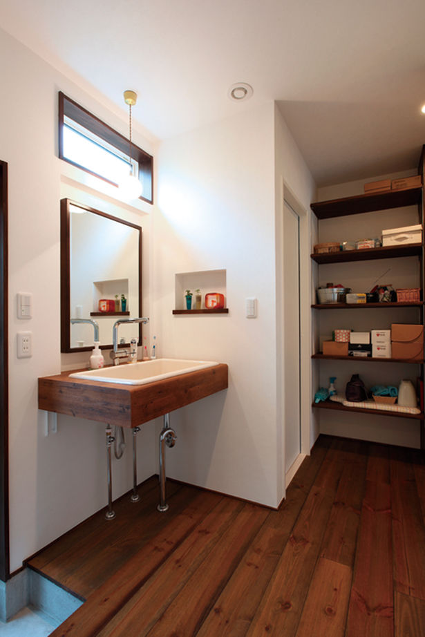 悠悠ホーム 【2000万円～2500万円で建てた家】ジャズと珈琲が似合うレトロな平屋。夫婦で語らい、わんこと共に暮らす家の建築実例画像8