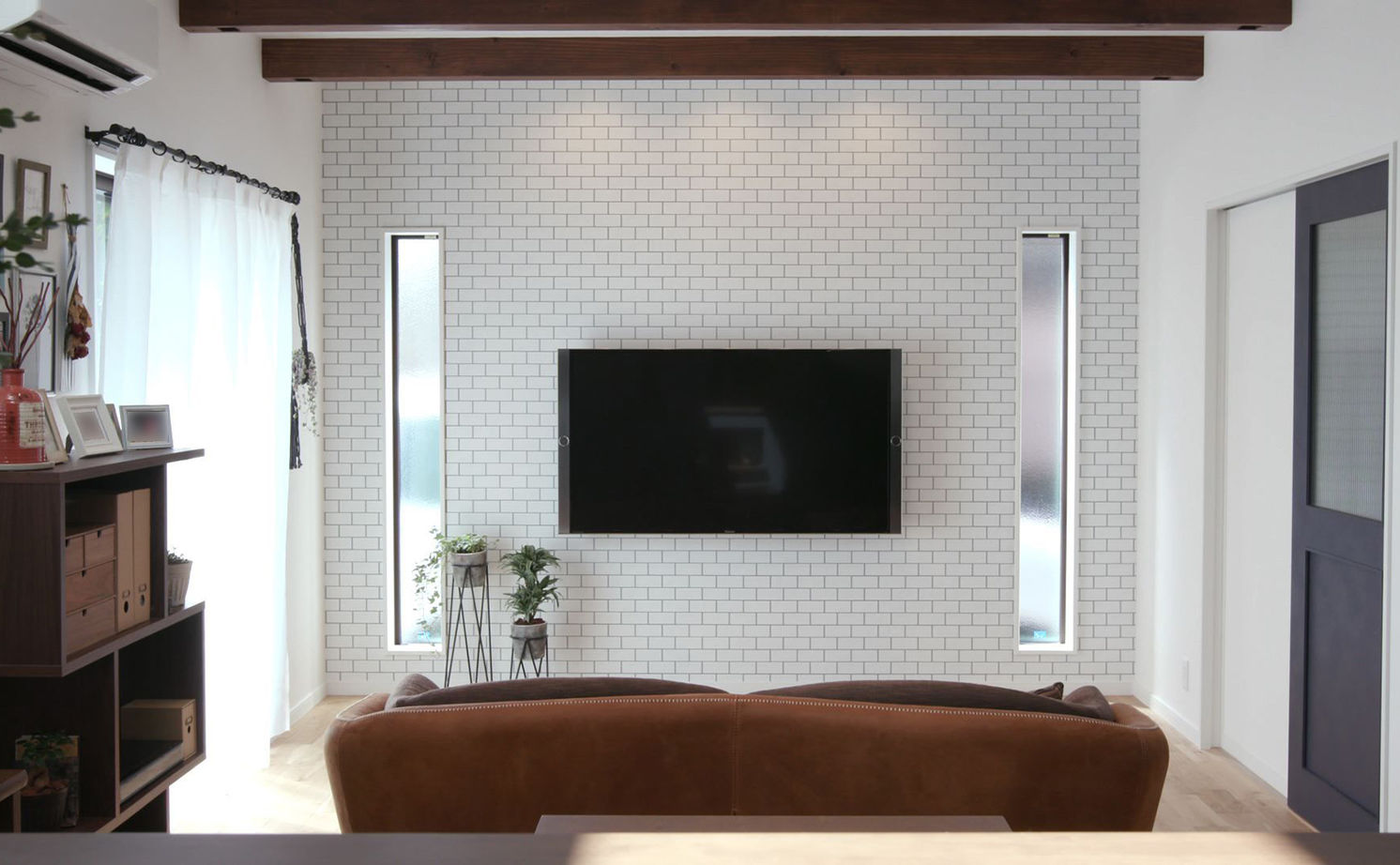 悠悠ホーム 【1500万円～1999万円で建てた家】家族の理想を実現した収納力！子ども達とのびのび快適に過ごす家事動線の建築実例画像2