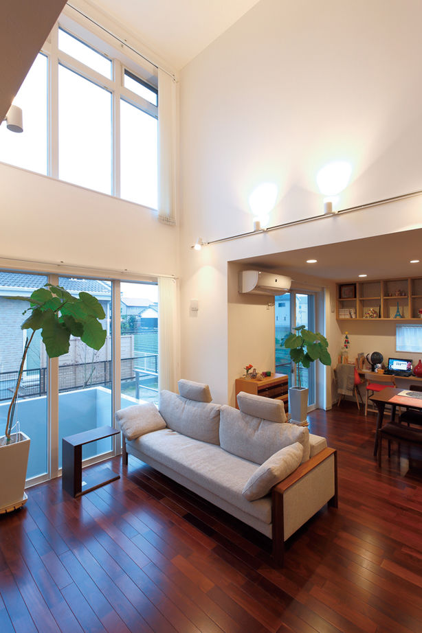 悠悠ホーム 【2500万円～2999万円で建てた家】外からも室内からも繋がる家族専用の特別空間、「地下室」のある暮らしの建築実例画像5