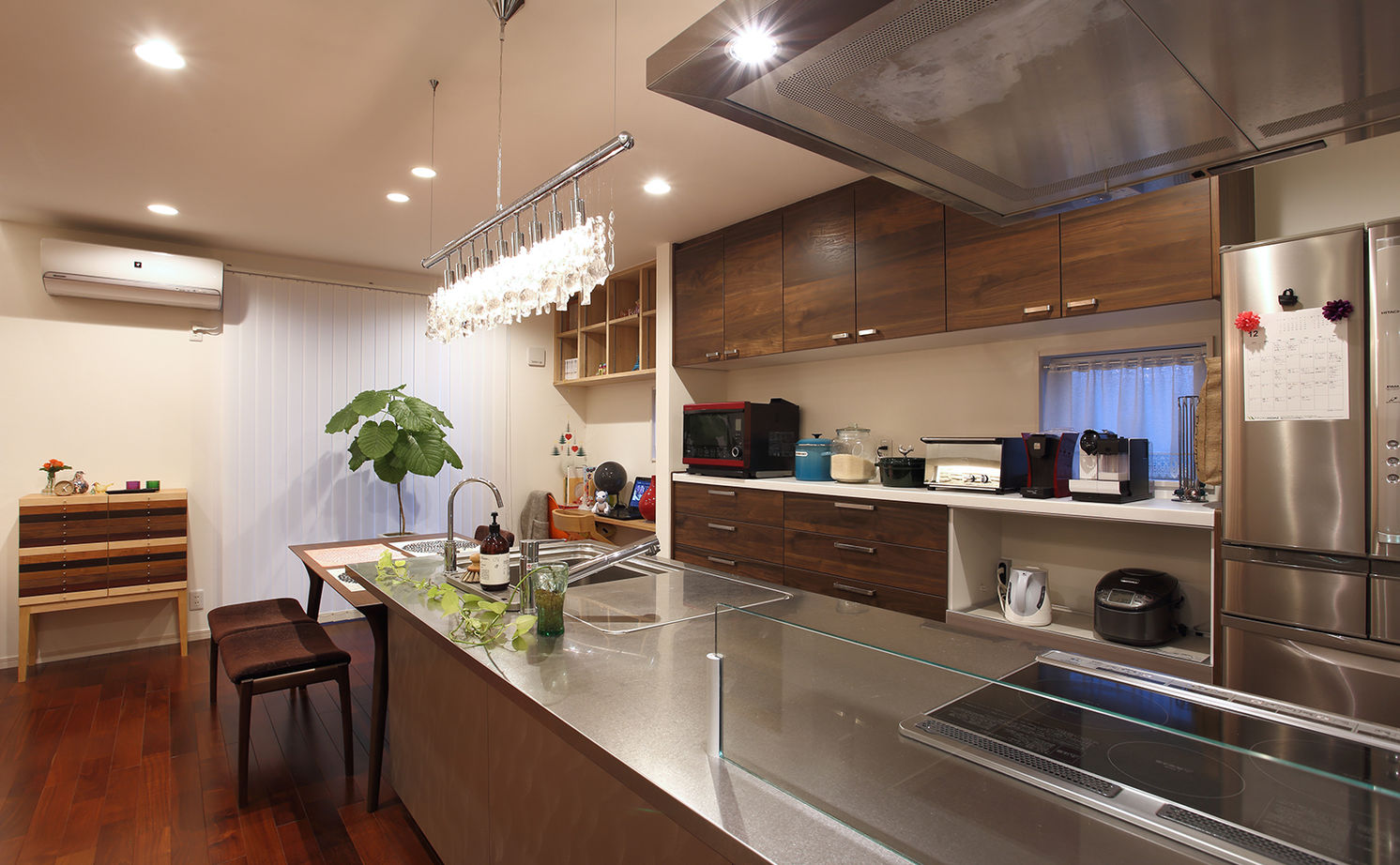 悠悠ホーム 【2500万円～2999万円で建てた家】外からも室内からも繋がる家族専用の特別空間、「地下室」のある暮らしの建築実例画像8