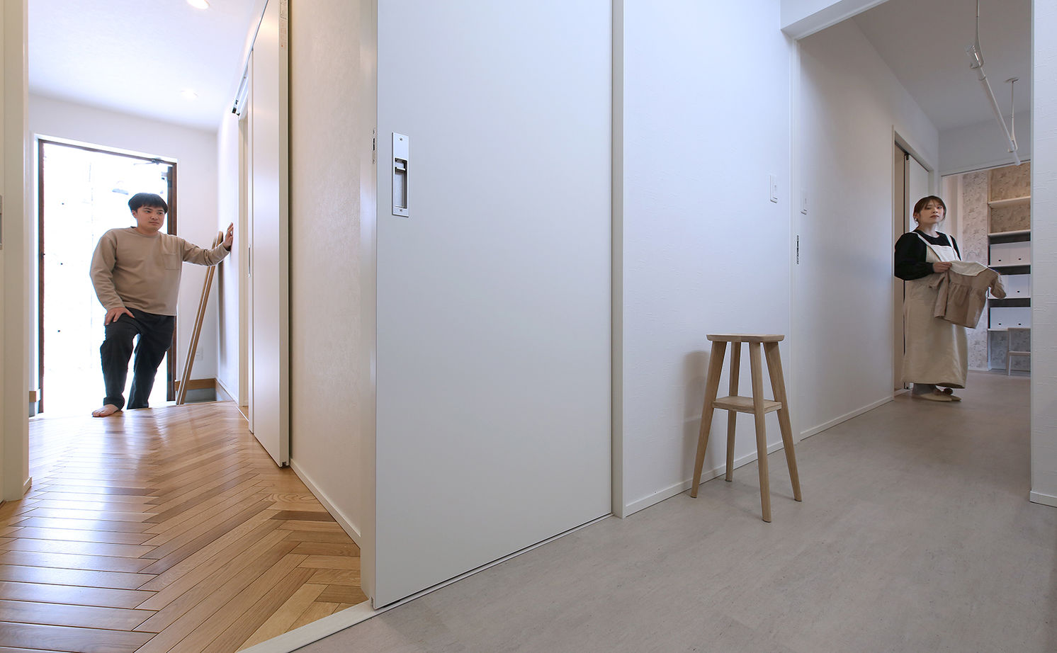 悠悠ホーム 【2600万円で建てた家／35坪／間取り図有】家事ラク動線+たっぷりの収納が嬉しい、ナチュラルテイストの家の建築実例画像3