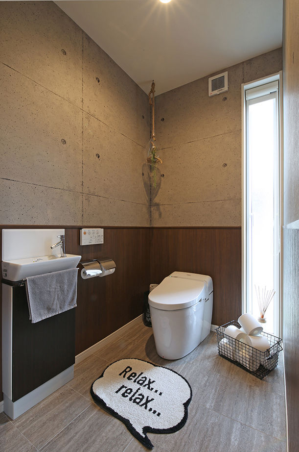 悠悠ホーム 【2700万円×36坪】家族6人が暮らせる家を予算内で。吹抜の大空間も「夏涼しく、冬暖かい」外断熱工法の家の建築実例画像15