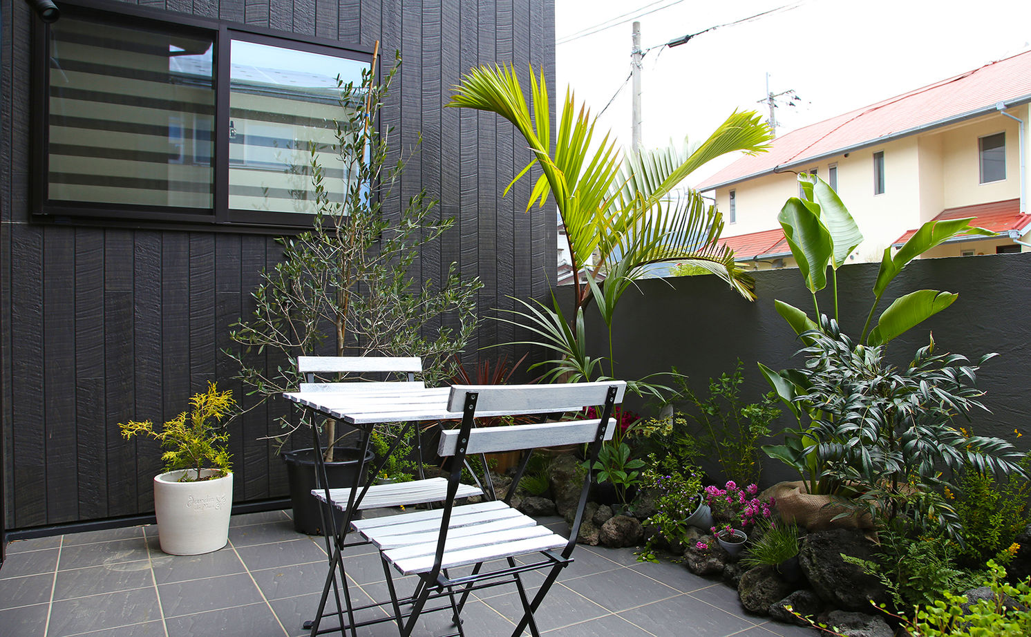 悠悠ホーム 【2700万円×36坪】家族6人が暮らせる家を予算内で。吹抜の大空間も「夏涼しく、冬暖かい」外断熱工法の家の建築実例画像16