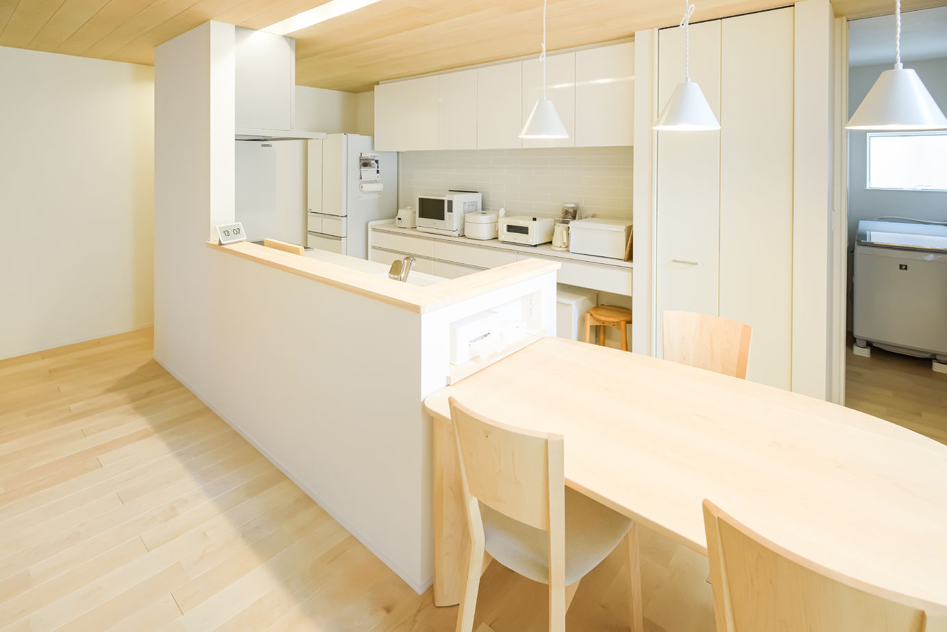 悠悠ホーム 【2,500万円～2,999万円×43坪】シンプルで機能的な暮らしを実現したナチュラルテイストの家の建築実例画像3