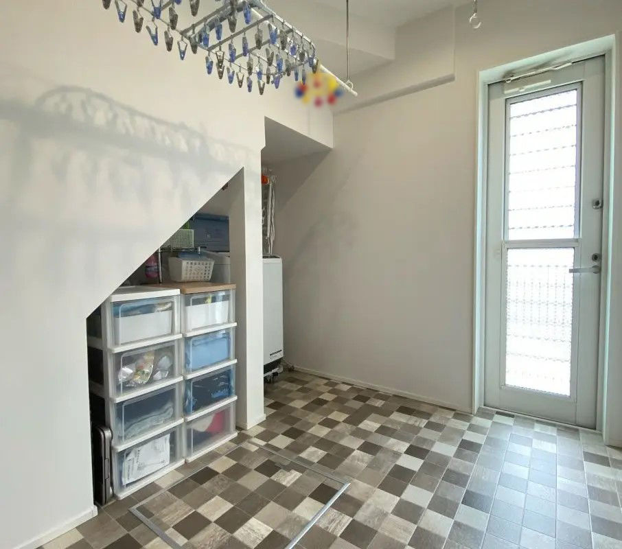 悠悠ホーム 【吹抜け/外断熱/家事ラク動線】玄関から即キッチンにつながるラクラク動線の建築実例画像4